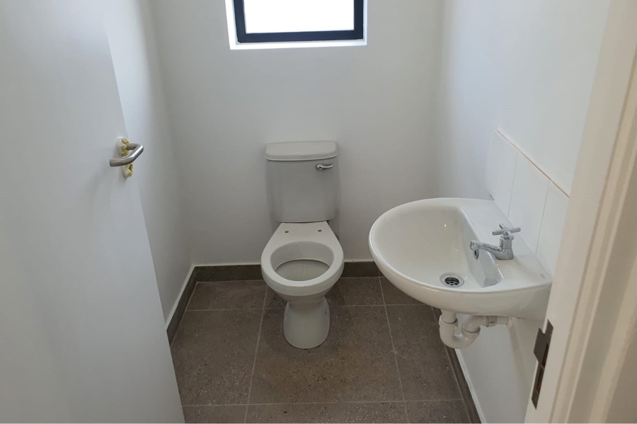 To Let commercial Property for Rent in Fairview Eastern Cape